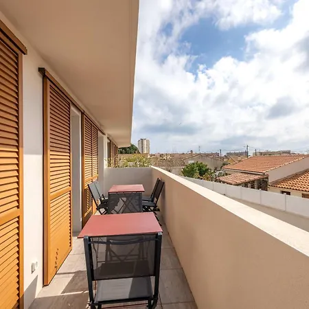 Spacieux Proche Apartamento