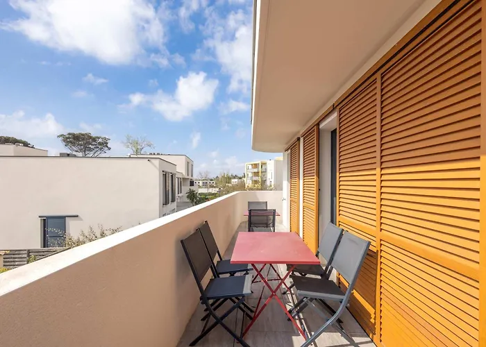 Spacieux Proche Apartamento